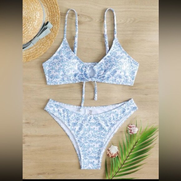 2 pieces bikini set floral blue NWT - Picture 1 of 3
